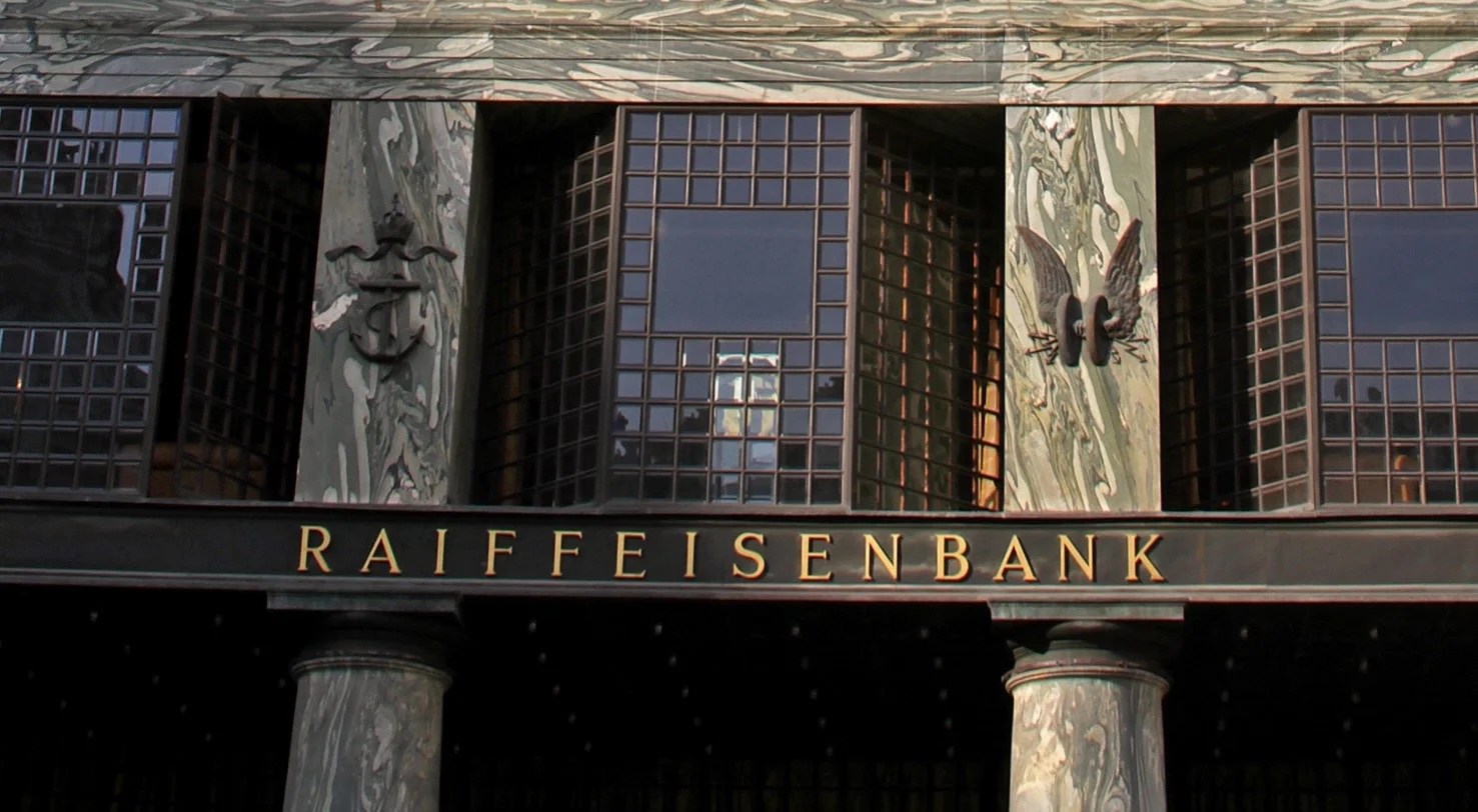 Russian court freezes Raiffeisen's shares, blocking sale and escalating Moscow-West tensions.
Image Source: Private Banker International